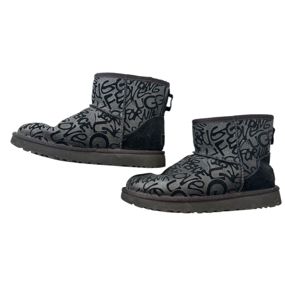 Classic Mini Sparkle Graffiti Boots - Picture 5 of 7
